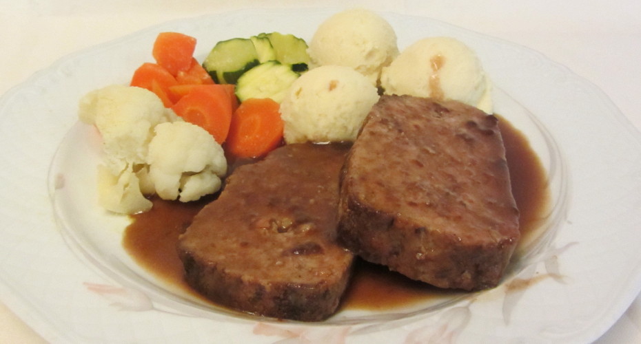 hackbraten01.jpg hackbraten01.jpg